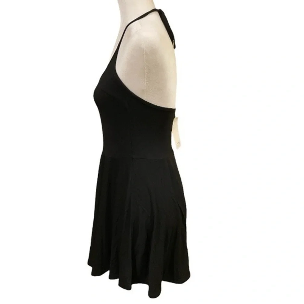 Tobi Black Halter Skater Dress‎ Medium NEW - Picture 4 of 6